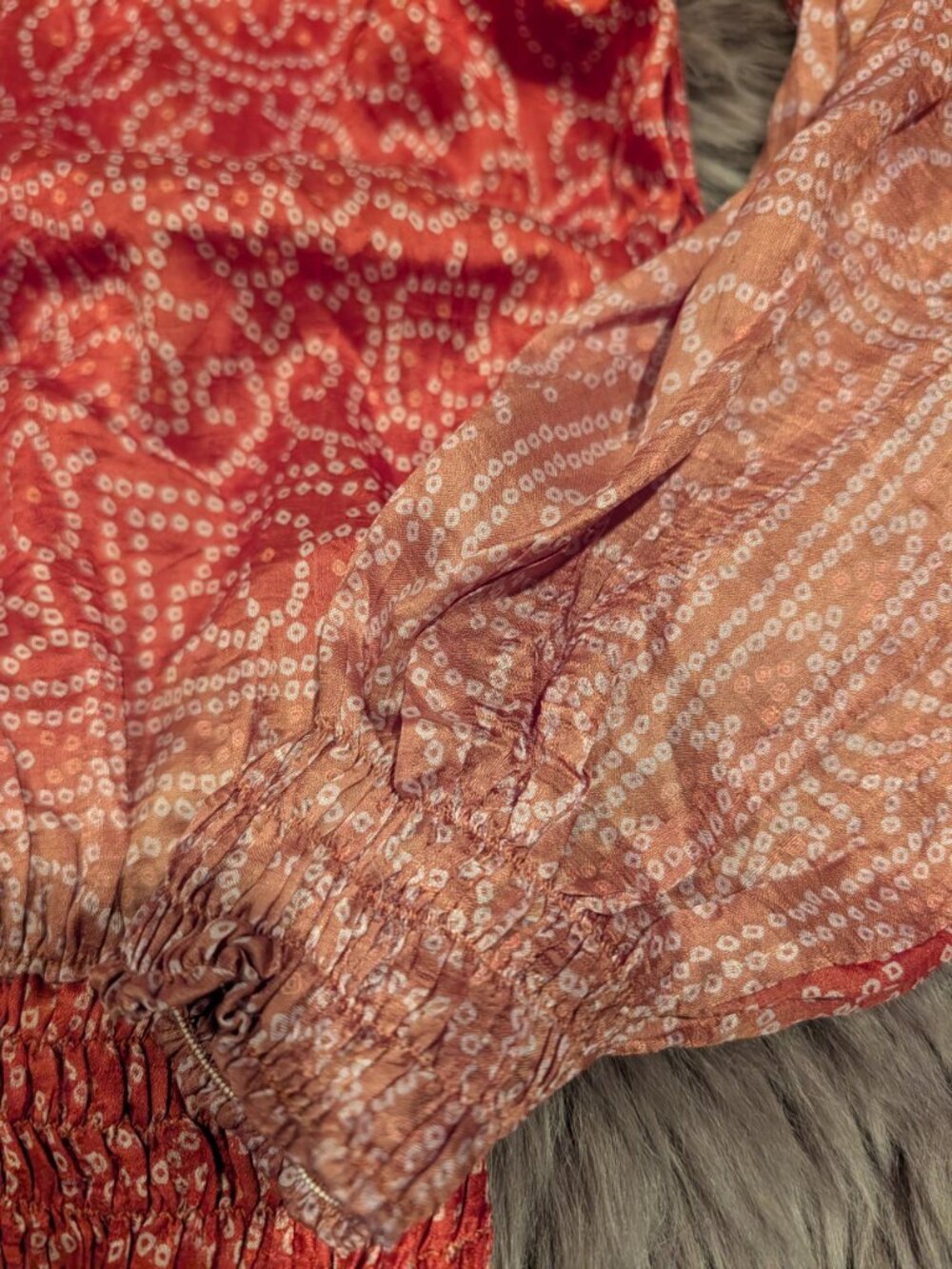 SILK PRINT TOP ! - Picture 3 of 5